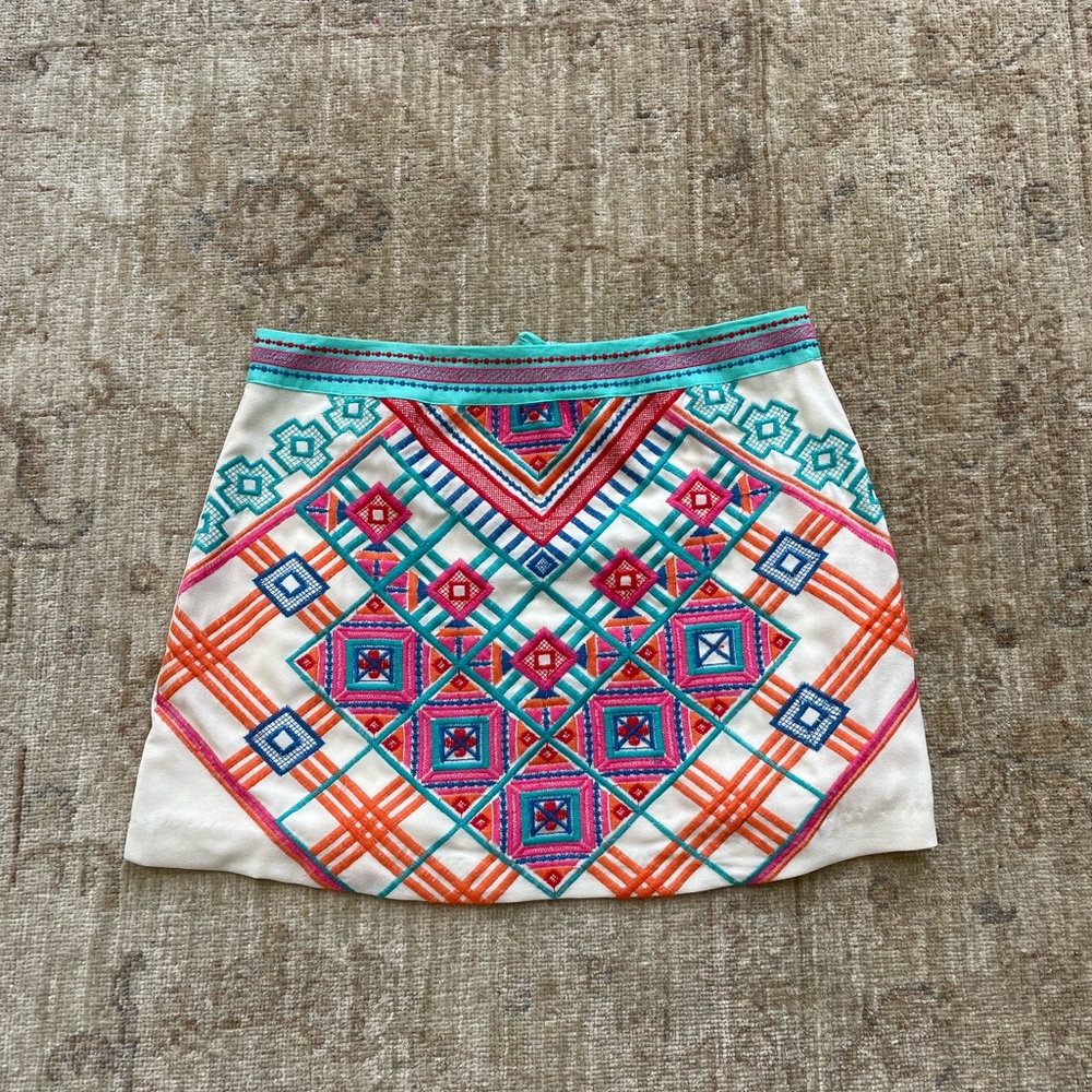 Vibrant Geometric Mini Skirt